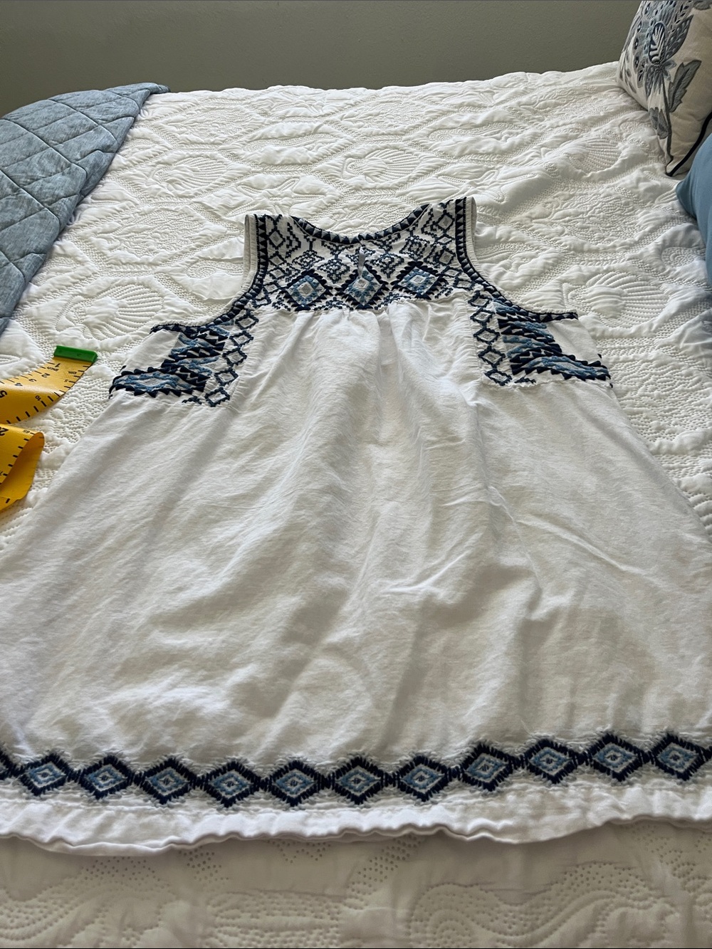 Lucky Brand White Sleeveless Embroidered Tunic with Blue Accents - Picture 7 of 15